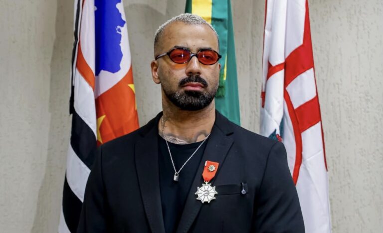 Cássio Fidlay recebe Prêmio Martin Luther King Jr. ao lado de Fernando Scherer nos 25 anos da Jethro International